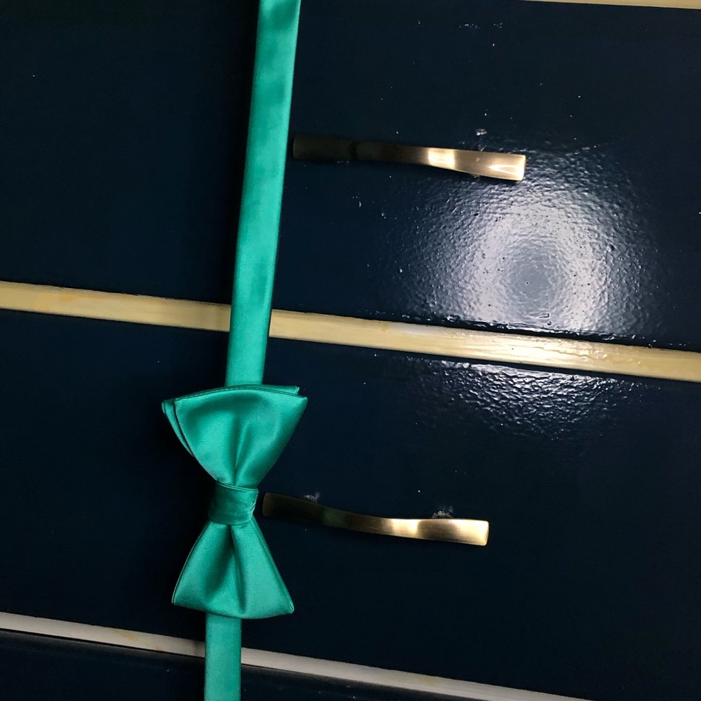 Bow tie - Picture 2 of 4